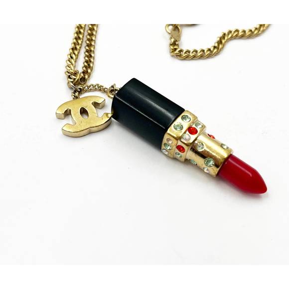 CHANEL Rare Vintage Gold Plated CC Large Red Lipstick Pendant Necklace - Picture 4 of 5